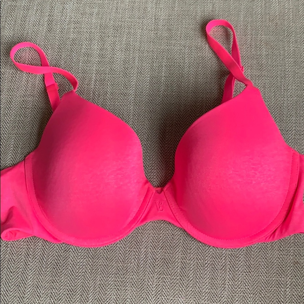 Victoria’s Secret pink uplift semi Demi bra 36C
